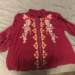 Like New.. Women’s western design embroidered shirt with camp sleeves.Beautiful!